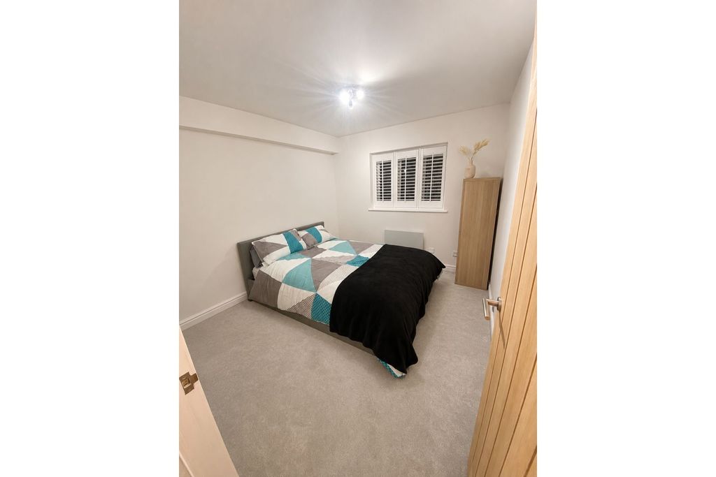 Property photo 3 of 21 Bedroom