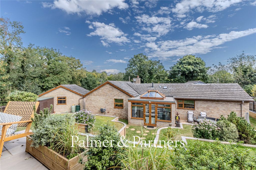 Property photo 2 of 29 Picture No. 37