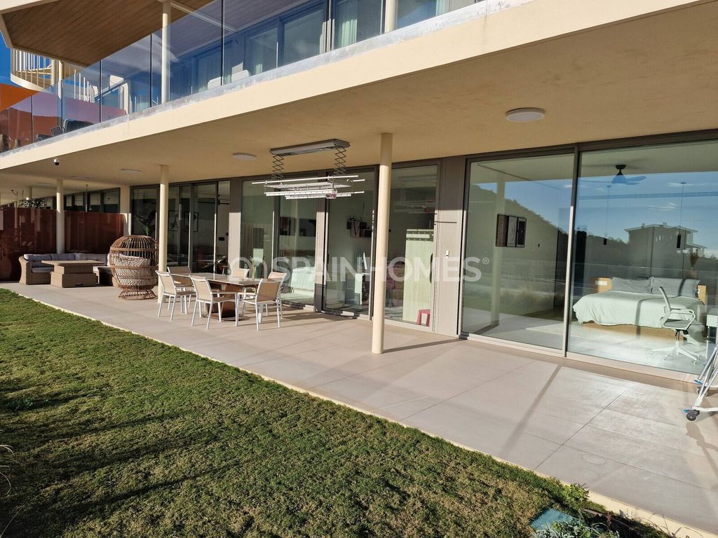 Property photo 1 of 31