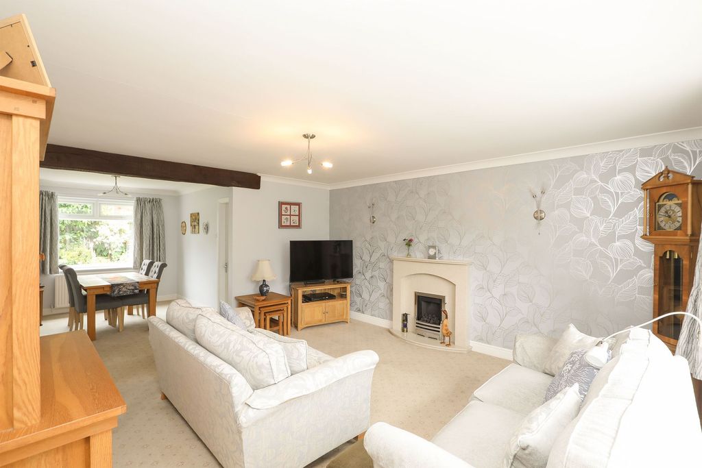 Property photo 3 of 30