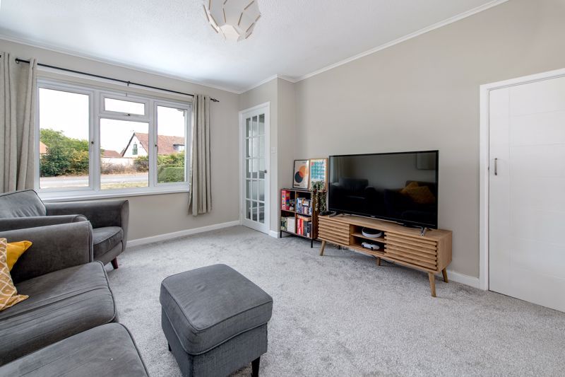 Property photo 2 of 16 Sitting Room