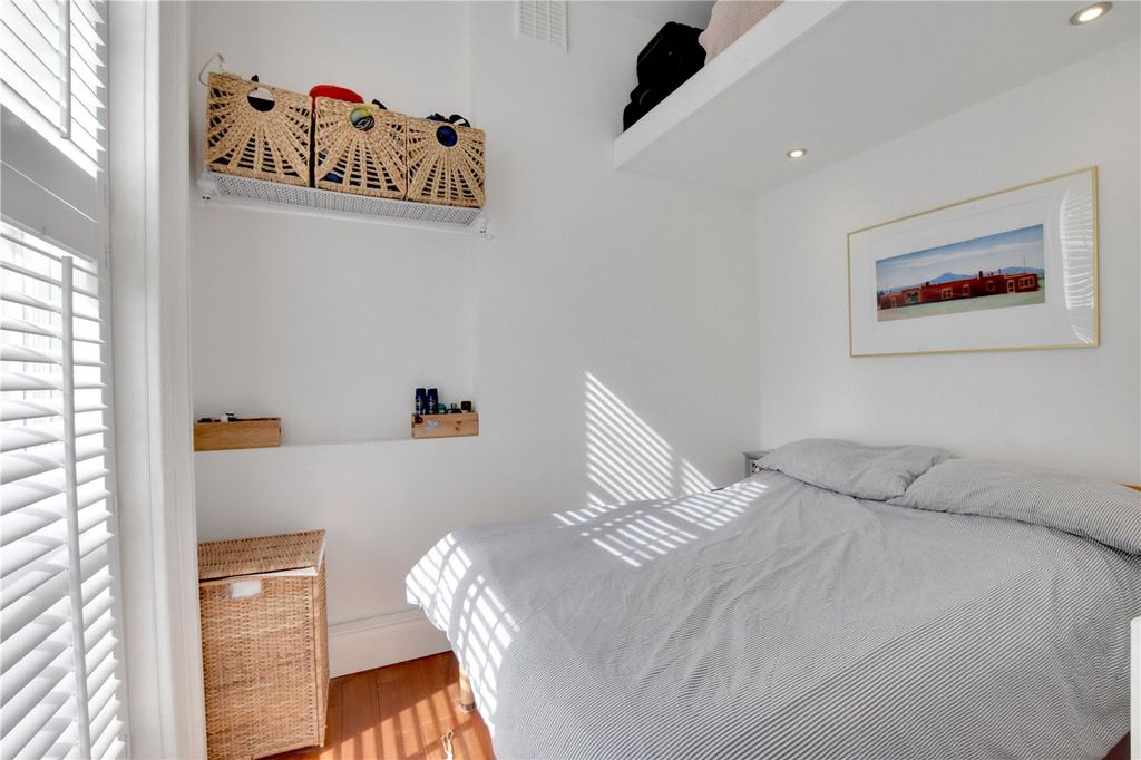 Property photo 3 of 13 Picture No. 14