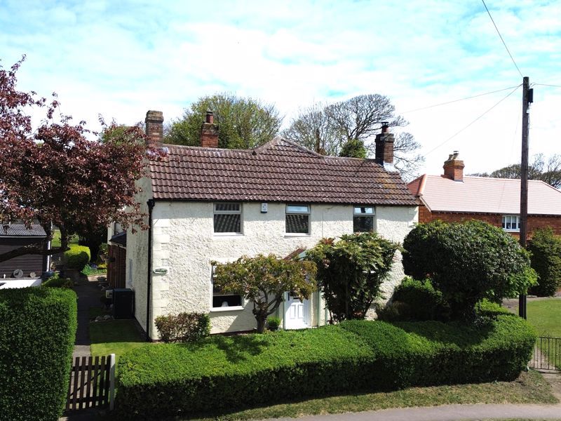 Property photo 1 of 40 Front Elevated 3