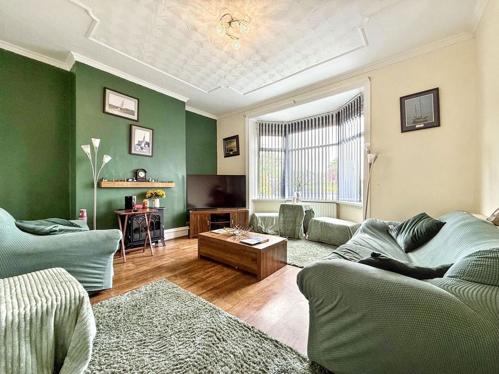 Property photo 2 of 22