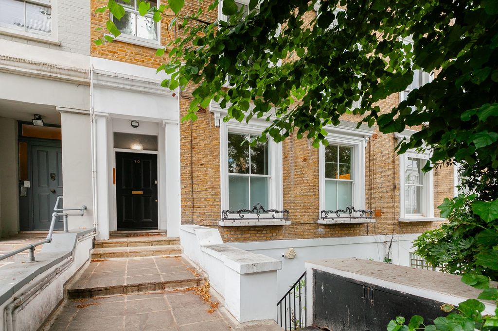 Property photo 1 of 34