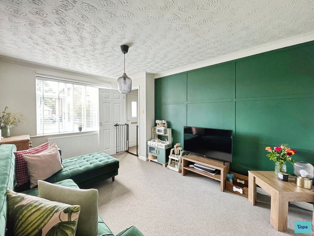 Property photo 2 of 18 15