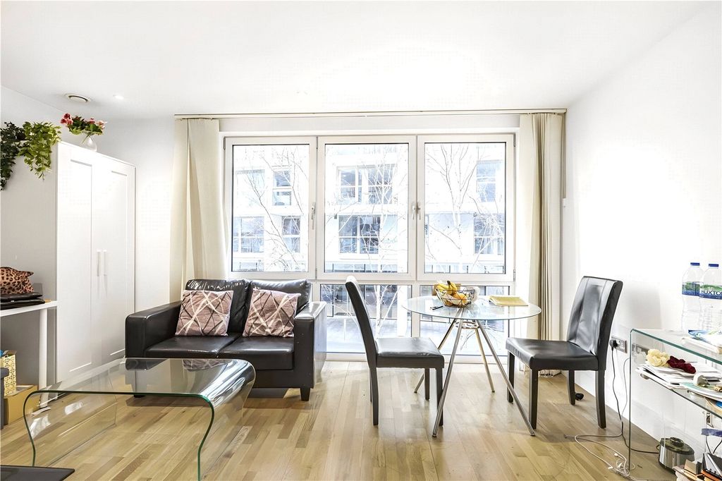 Property photo 2 of 10 Picture No. 01