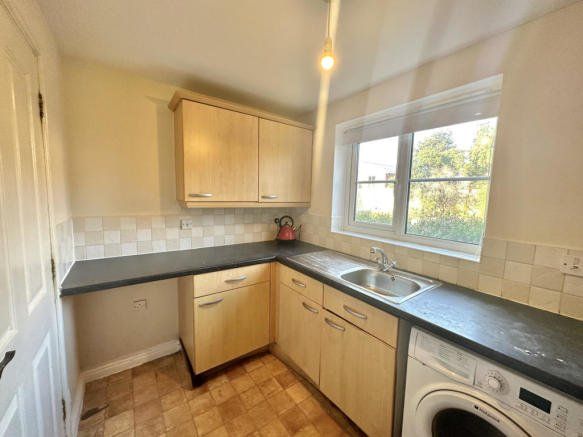 Property photo 2 of 13 Kitchen