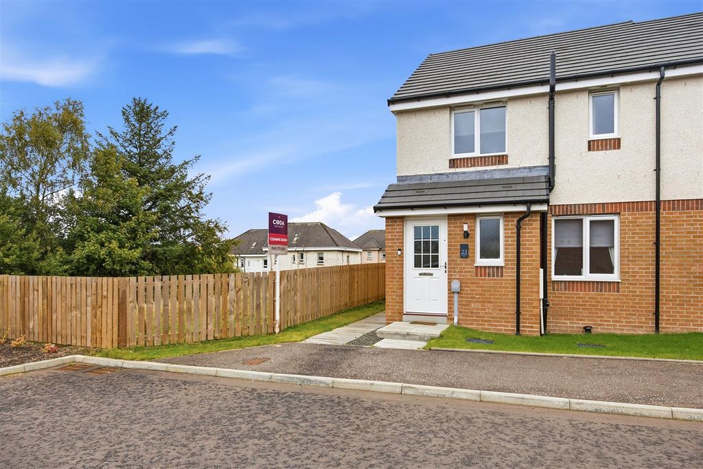 Property photo 1 of 18 01-23_Kensington_Place_Gartcosh_001.Jpg