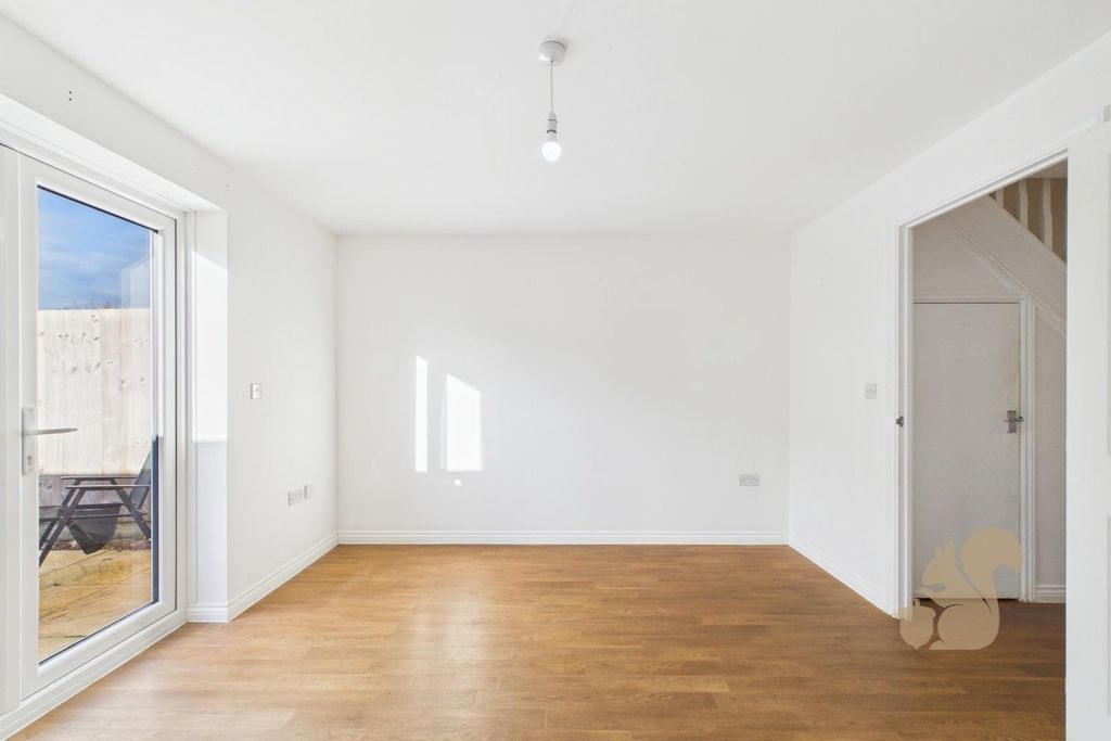 Property photo 3 of 18 Cam01659G0-Pr0684-Still009.Jpg