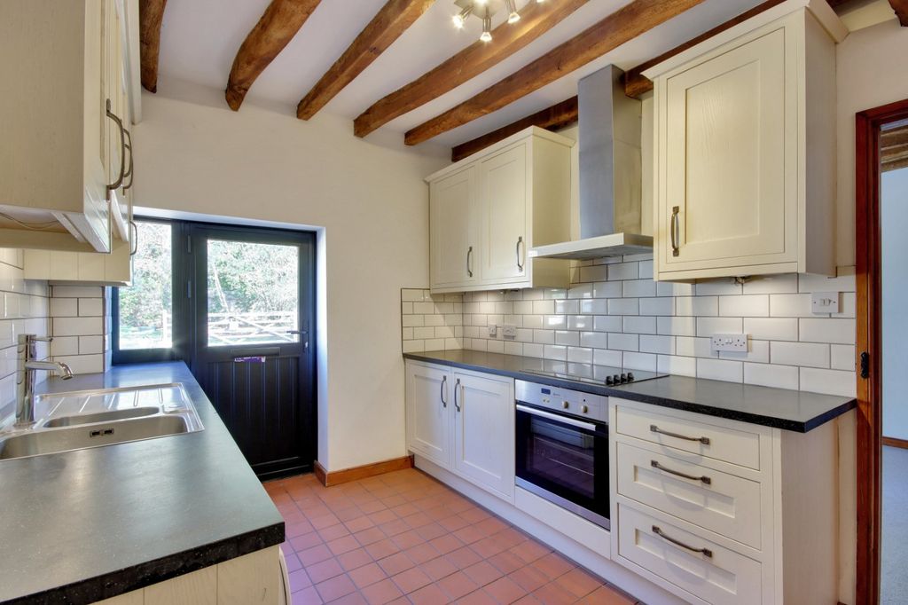 Property photo 3 of 15 Kitchen