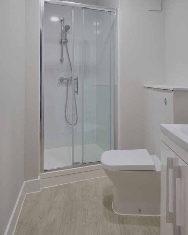 Property photo 3 of 3 A Modern And Clean Bathroom Featuring A Spacious S...