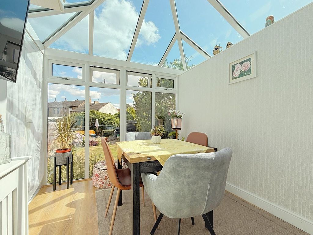 Property photo 2 of 20 Dining Conservatory