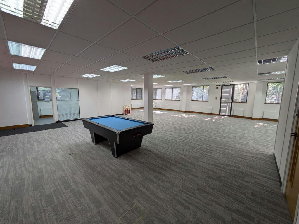 Property photo 3 of 5 1000008840.Jpg