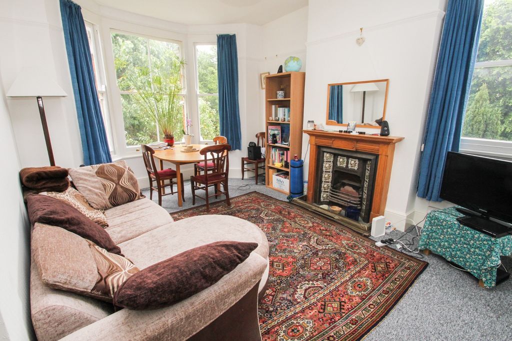 Property photo 2 of 7 1265991