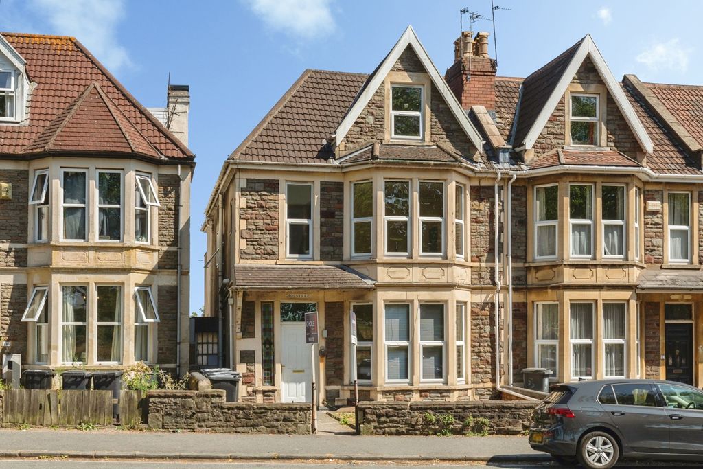 Property photo 1 of 17 Pbox-Img.Jpg