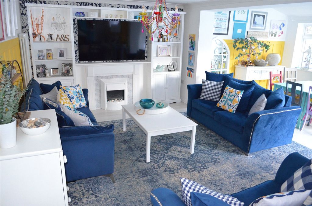 Property photo 2 of 45 Picture No. 79