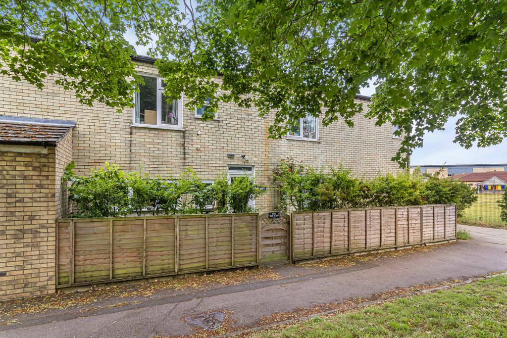 Property photo 1 of 20 584562