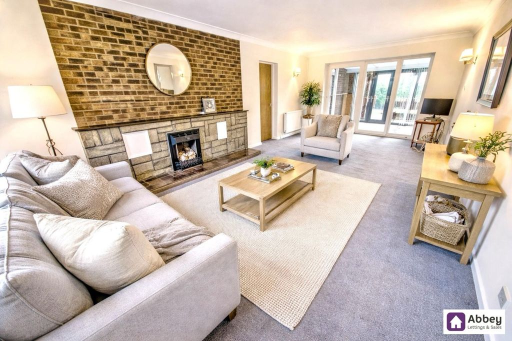 Property photo 3 of 22 Lounge/Diner (Virtually Staged)