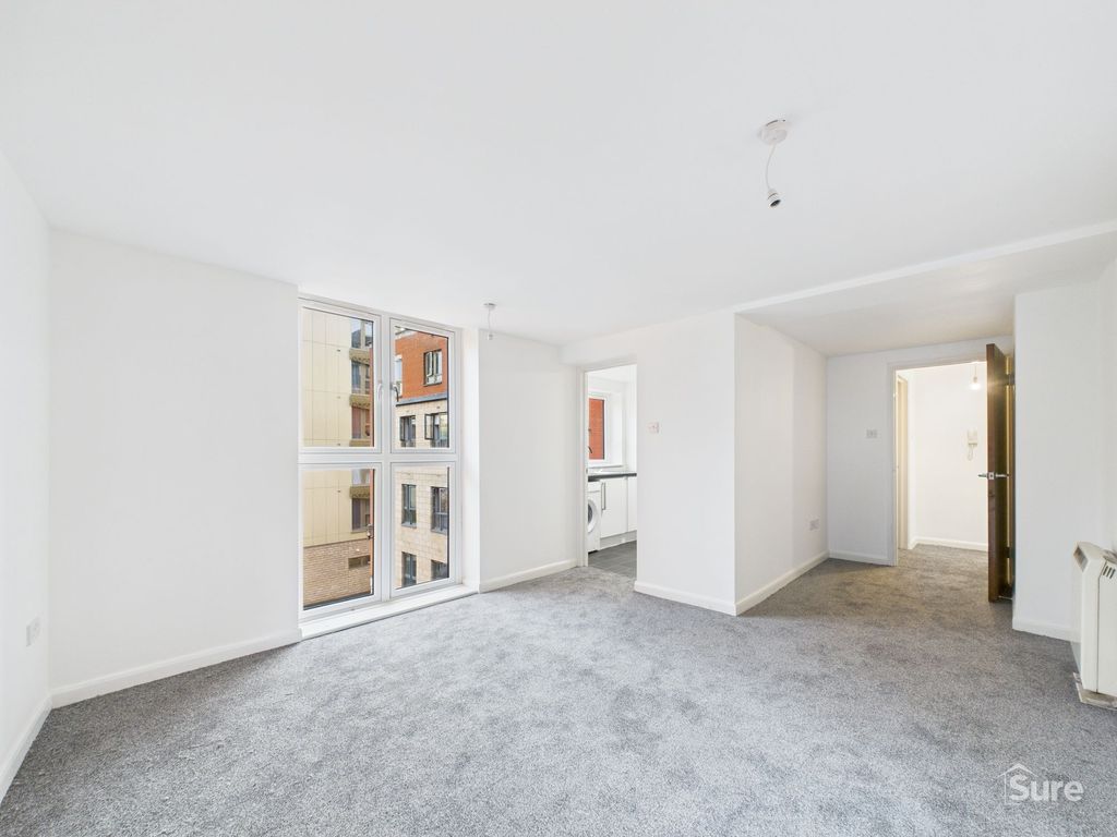 Property photo 2 of 9 Living Area