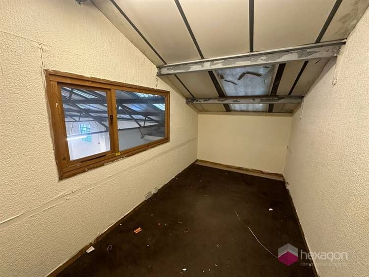 Property photo 3 of 4