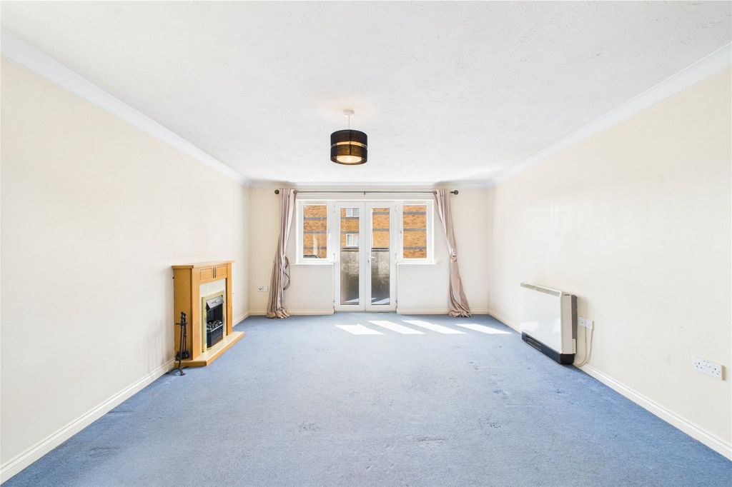 Property photo 3 of 7 Picture No. 37