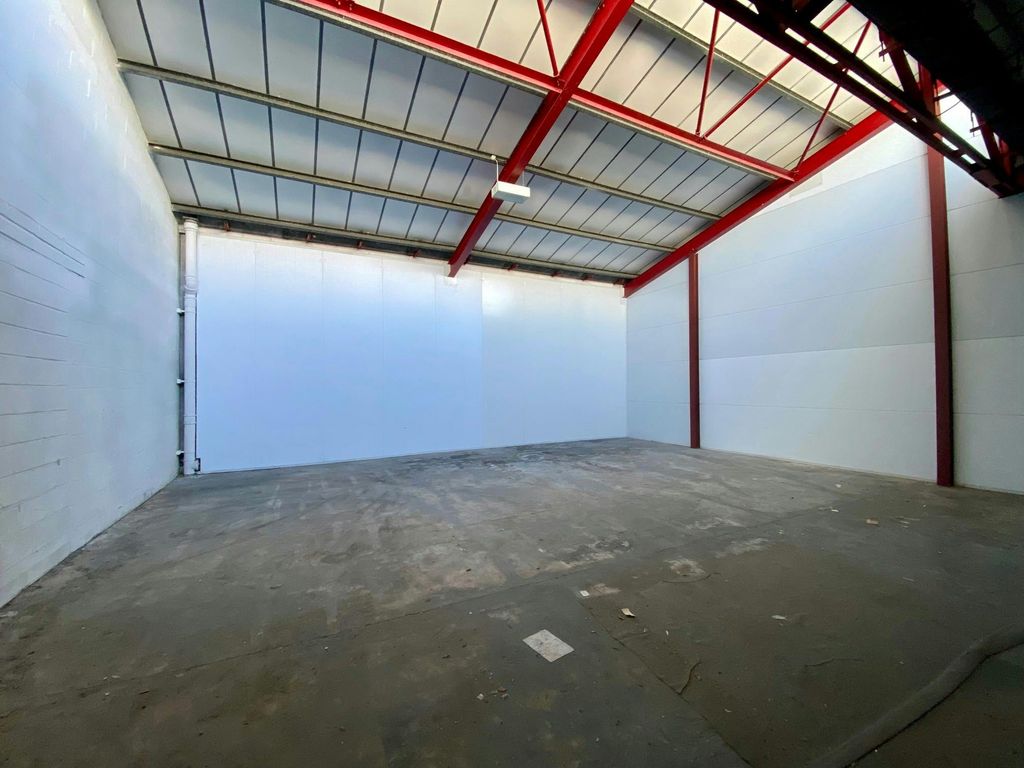 Property photo 3 of 7 18A Springvale 00.Jpg