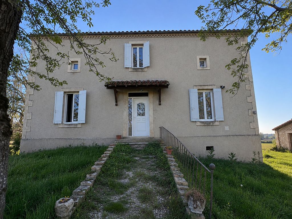 Property photo 3 of 11