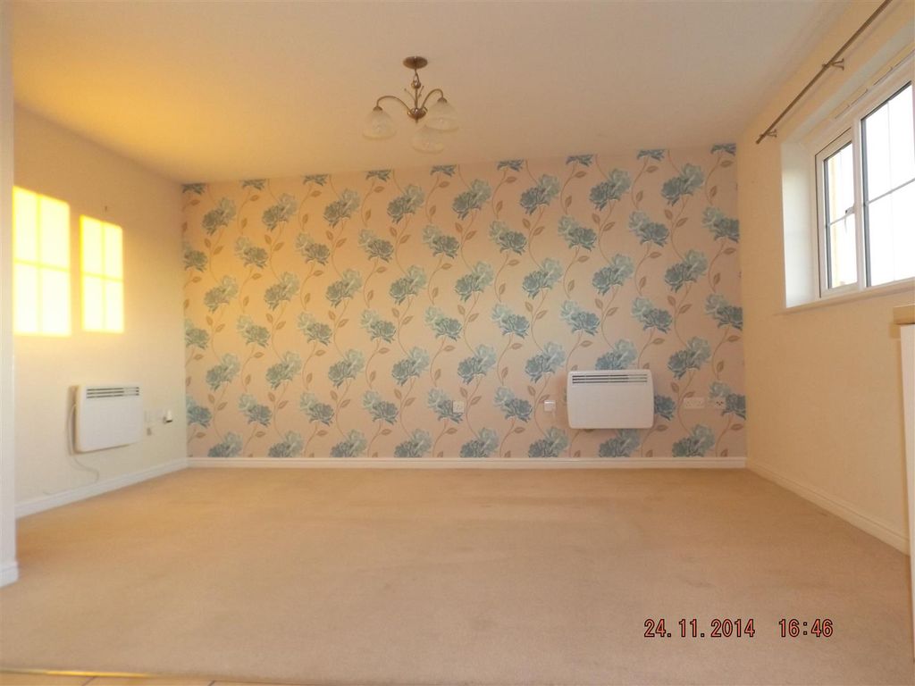 Property photo 3 of 8