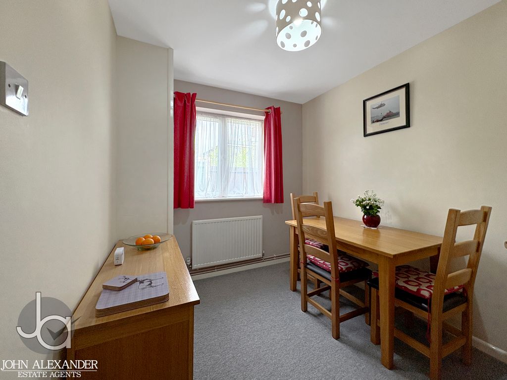 Property photo 3 of 16 20250820_112843851_0.5