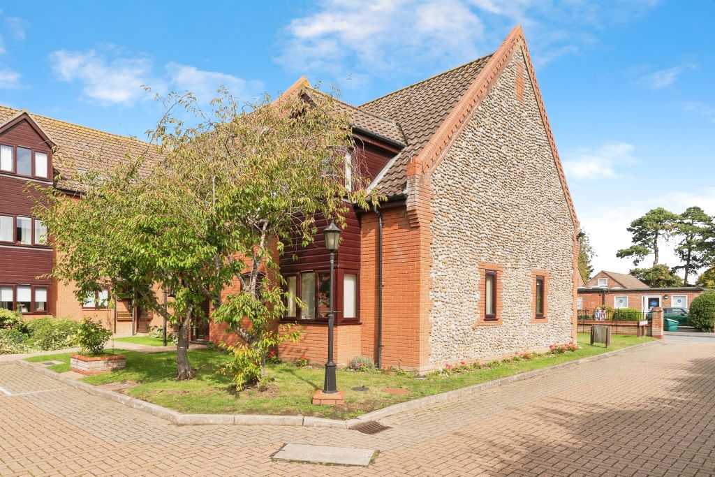 Property photo 1 of 13