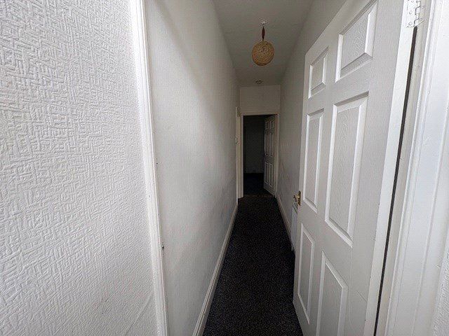 Property photo 2 of 12 Picture No. 11