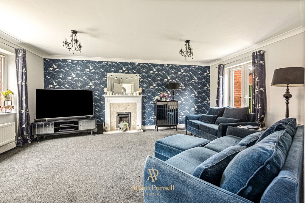 Property photo 2 of 29