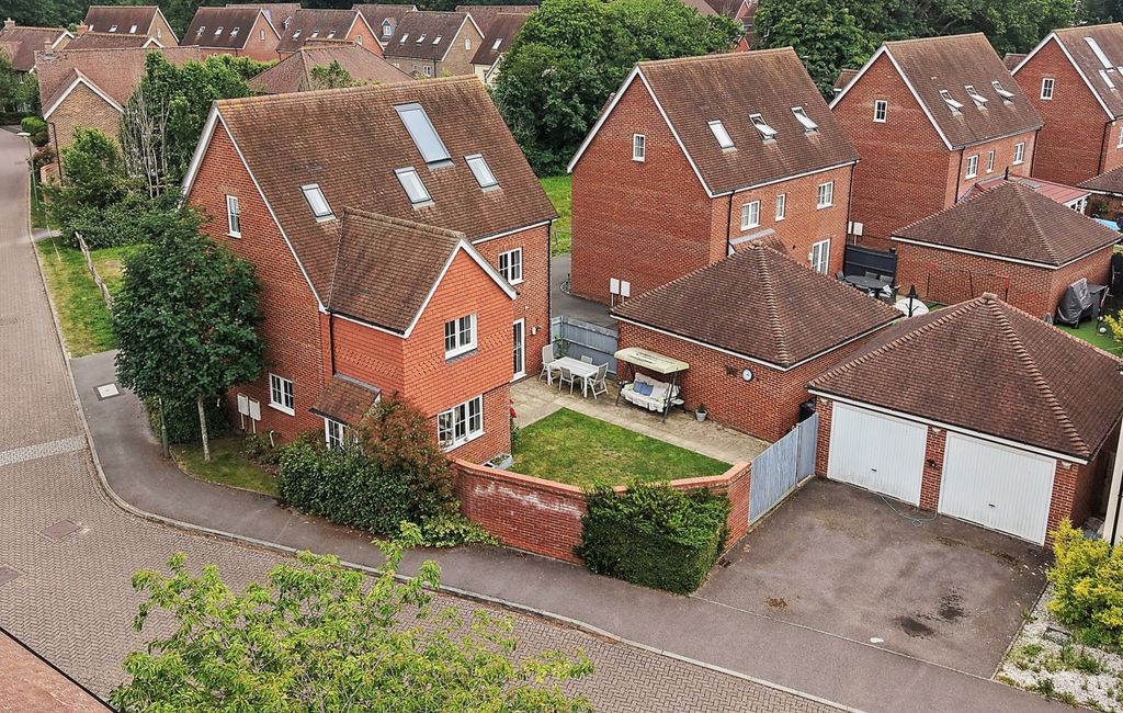 Property photo 2 of 20 Picture No. 01