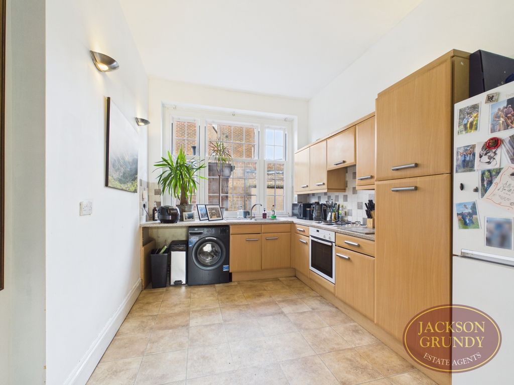 Property photo 3 of 12 Grafton Street