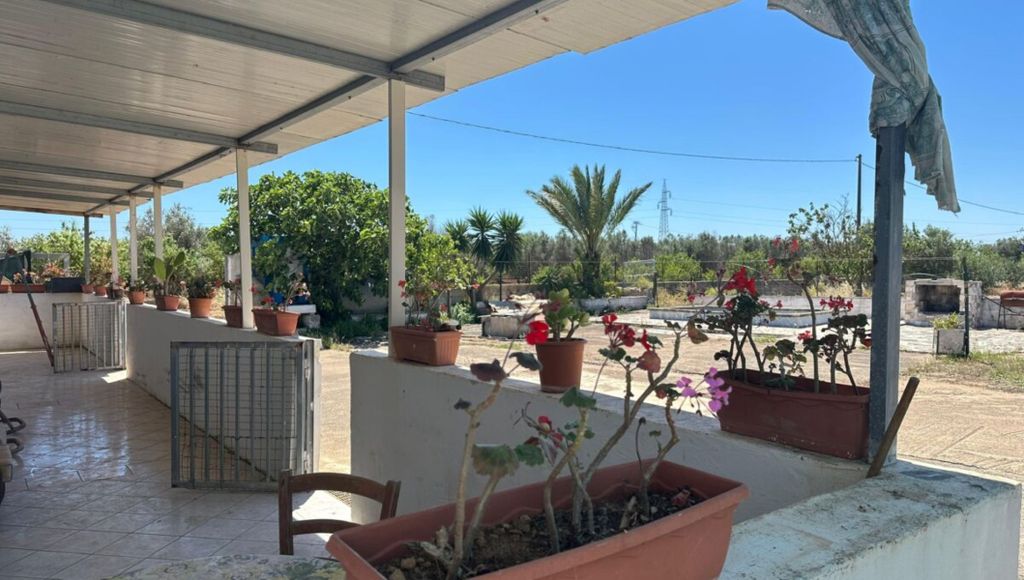 Property photo 2 of 10