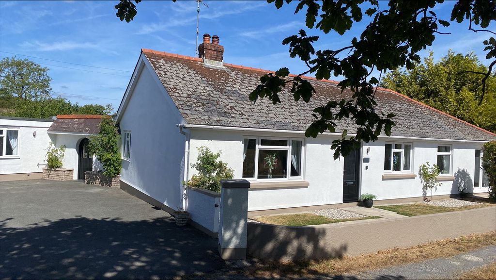 Property photo 1 of 35