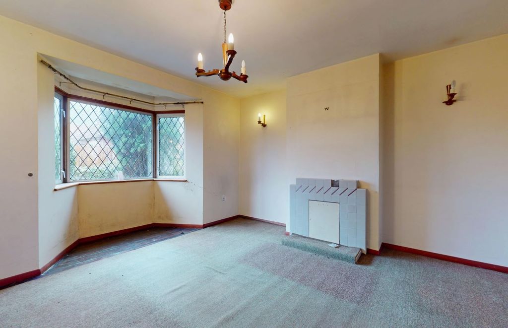 Property photo 2 of 13