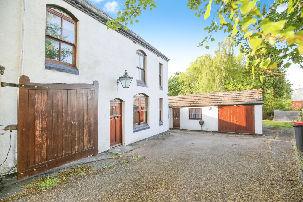 Property photo 2 of 21 44Ae3Fd9-Mw-5526