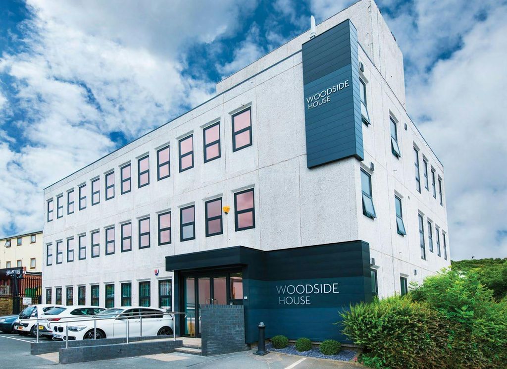 Property photo 1 of 5 Woodside House.Jpg