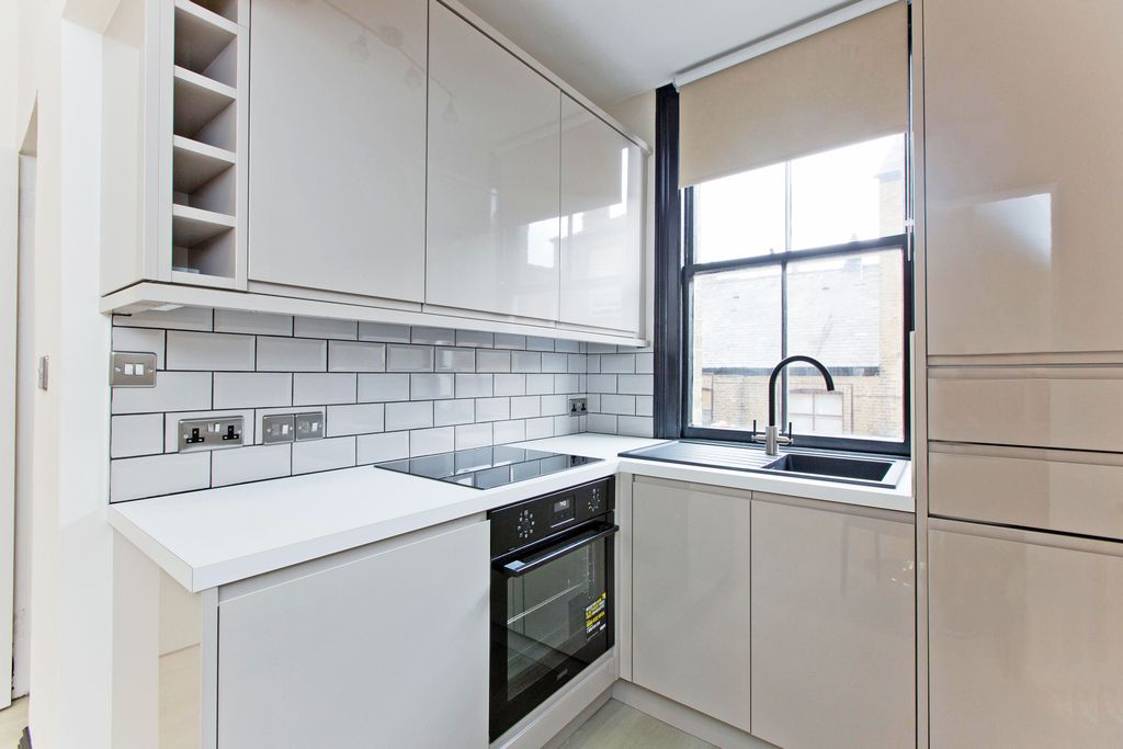 Property photo 2 of 8 Photo 10