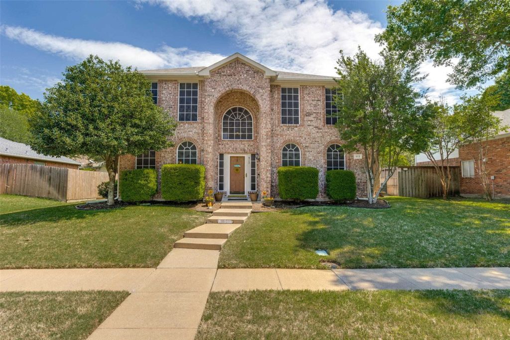 Property photo 1 of 26