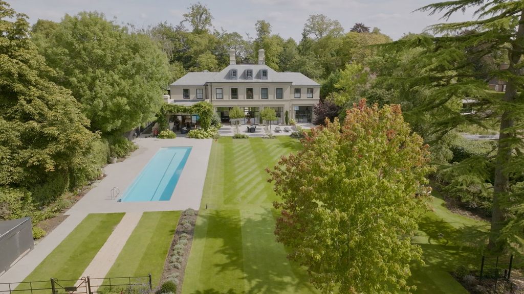 Property photo 2 of 32 Picture No. 17