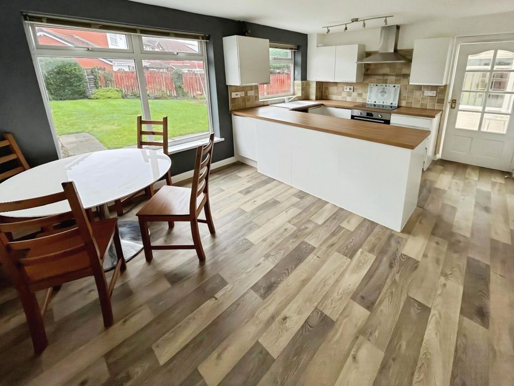 Property photo 3 of 14 ba301Afb-Blakemore10.Jpeg