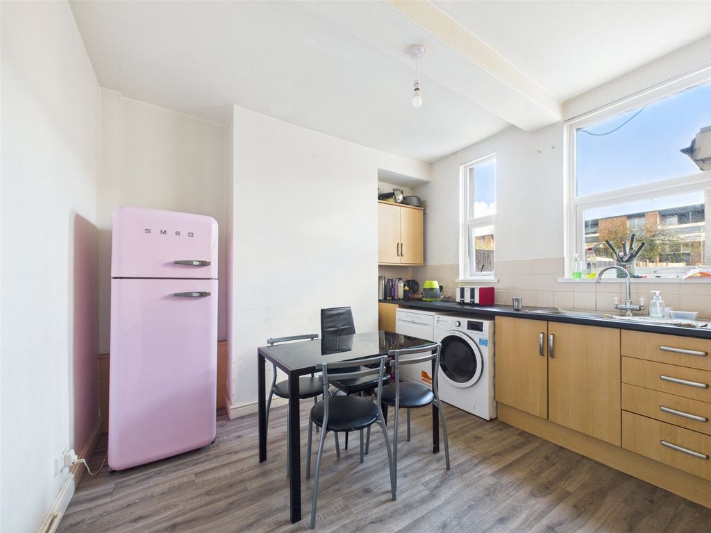 Property photo 2 of 11 Picture No. 11