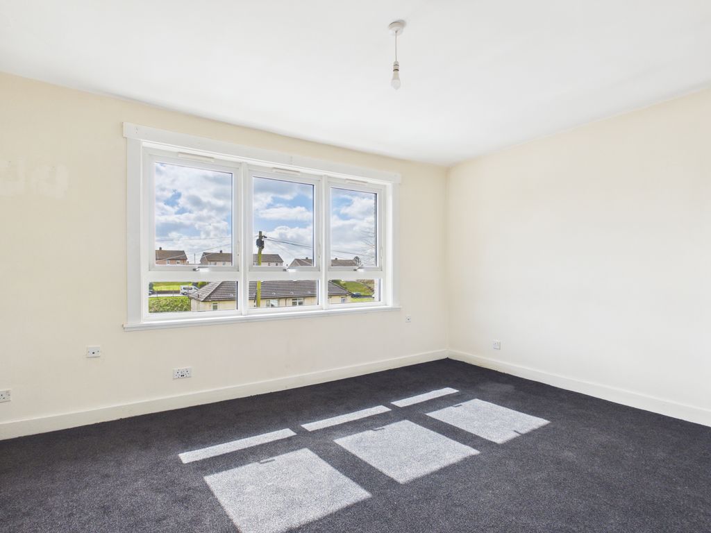 Property photo 3 of 16 Cam05526G0-Pr0118-Still015