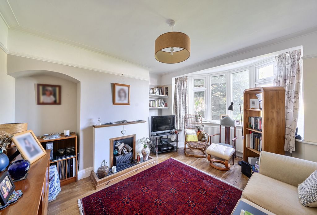 Property photo 3 of 13 1449591-8-69F1Df2...