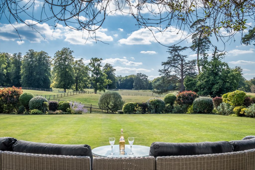 Property photo 3 of 46 Image