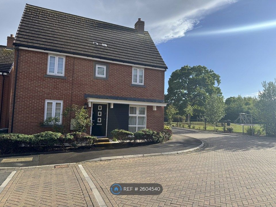 Property photo 3 of 12