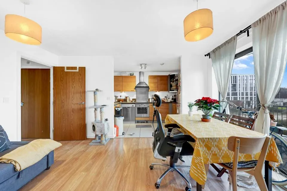 Property photo 2 of 10